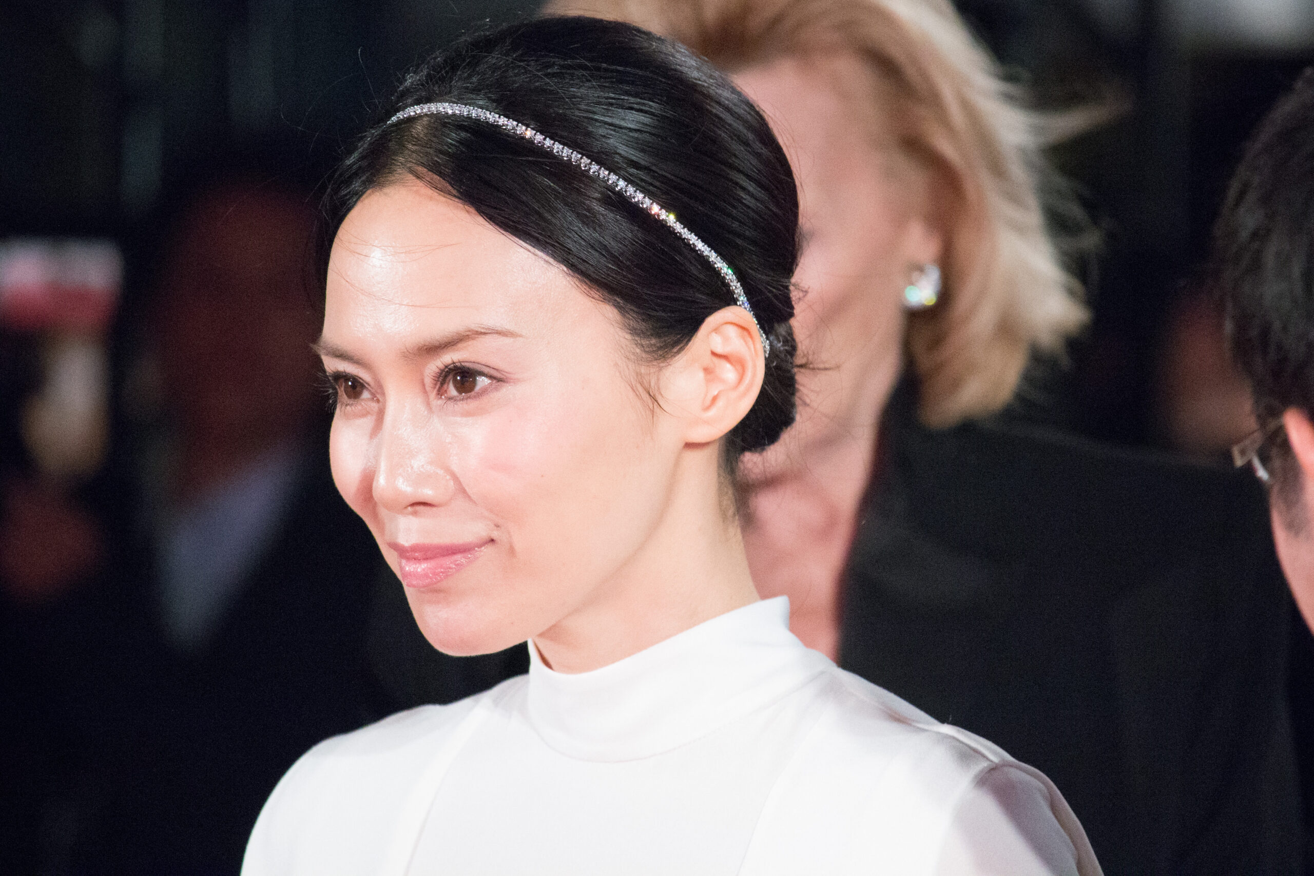 中谷美紀の国際結婚・年収・最新出演作を網羅した2025年最新版プロフィール