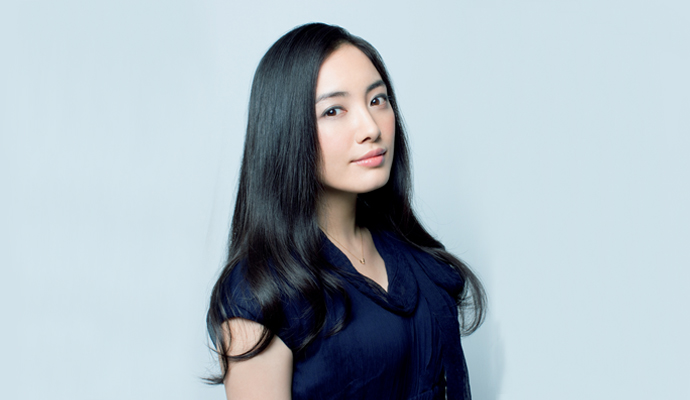 仲間由紀恵の結婚・夫・子供・年収を網羅した2025年最新版プロフィール